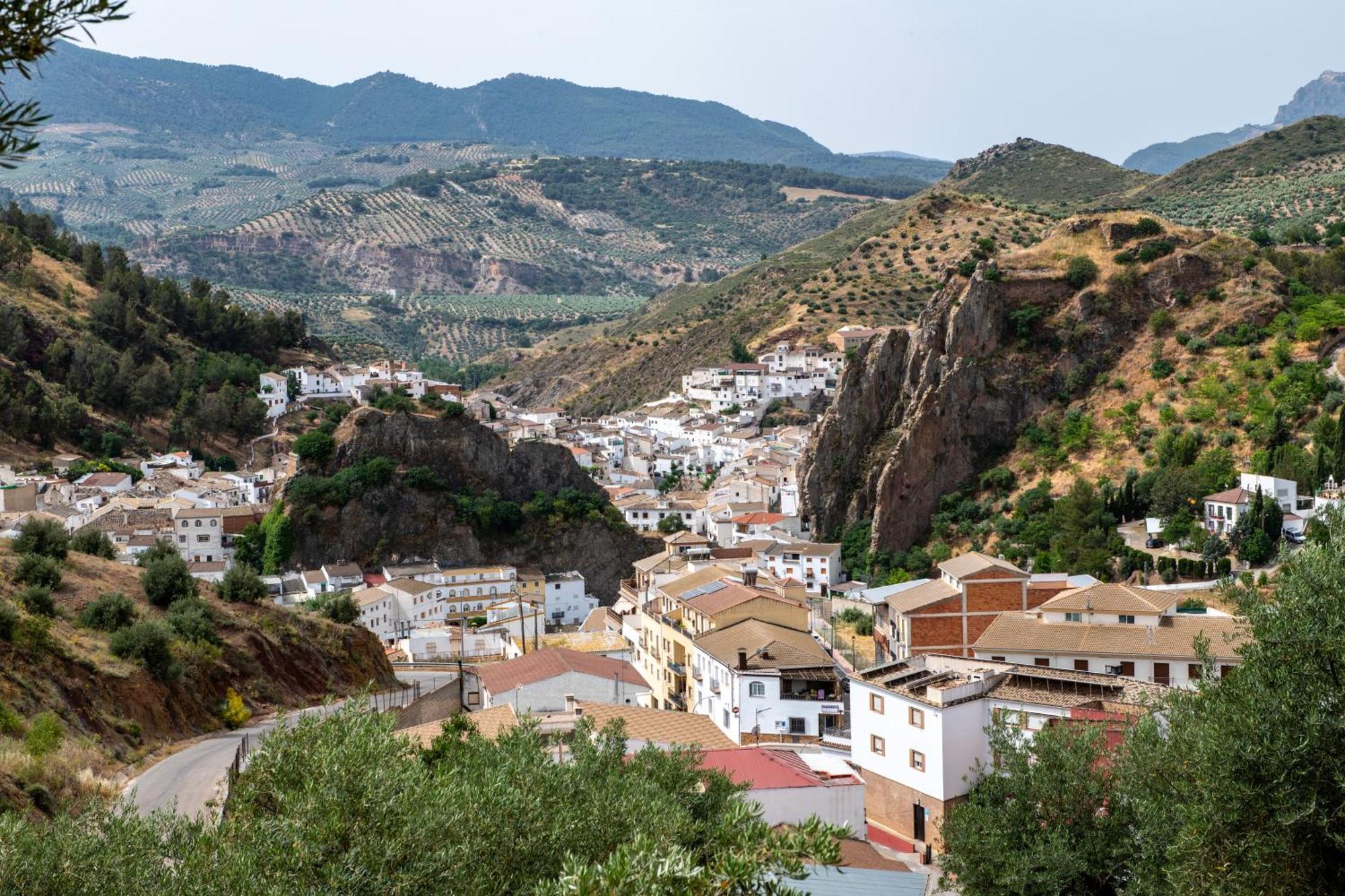 Alojamiento Turistico Loma Alta Cambil Εξωτερικό φωτογραφία