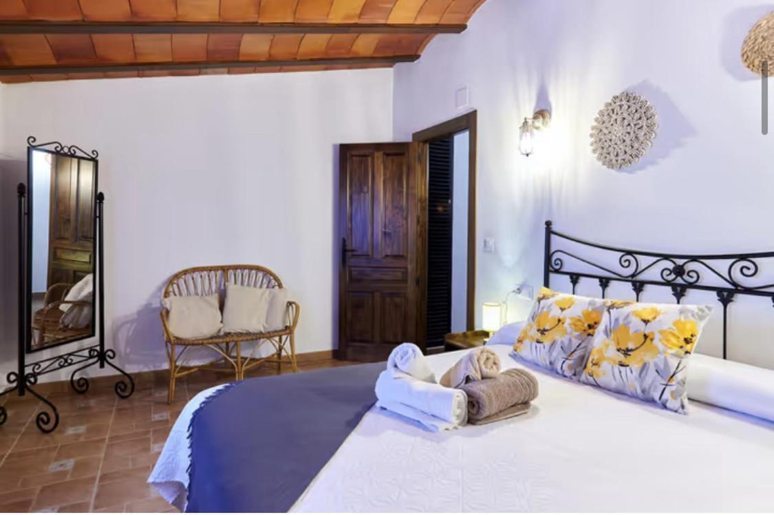 Alojamiento Turistico Loma Alta Cambil Εξωτερικό φωτογραφία